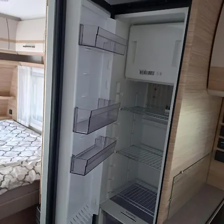 Przyczepa Kempingowa Na Sloneczna Polana Campsite Nowy Probark